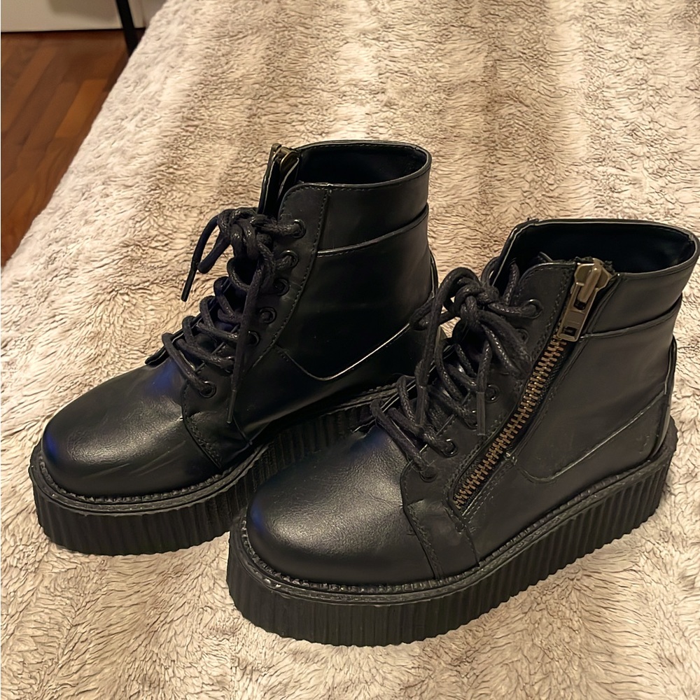 Demonia black leather platform boots